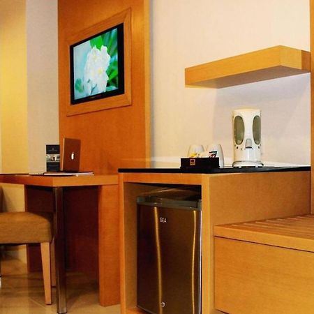 Grand Asia Hotel Makassar Eksteriør bilde